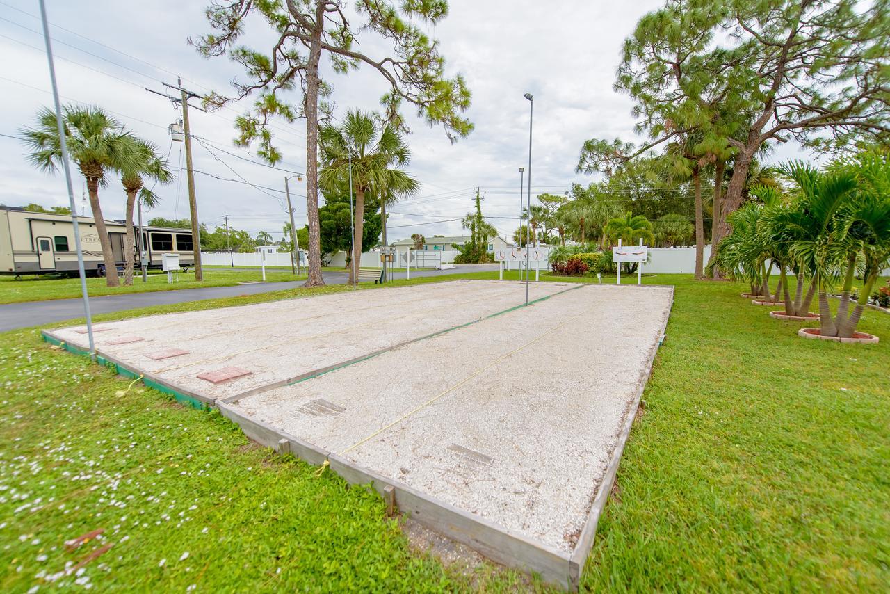 ホテル Arbor Terrace サラソータ エクステリア 写真