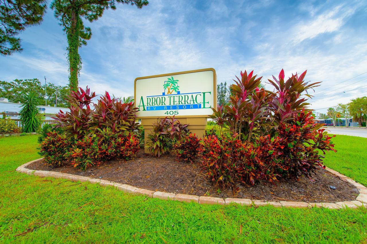 ホテル Arbor Terrace サラソータ エクステリア 写真